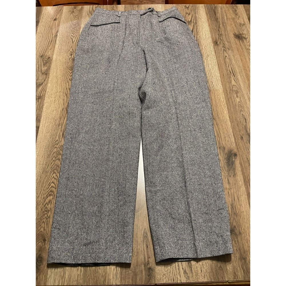 Levine Classics Pants, Women's Size 16, Black White, Pleated, Casual Occasions
